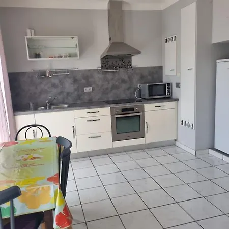 Appartement Entier Proche Des Plages Apartament