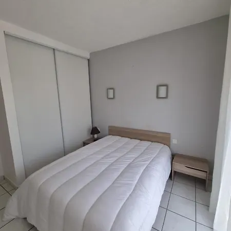 Appartement Entier Proche Des Plages Apartament *